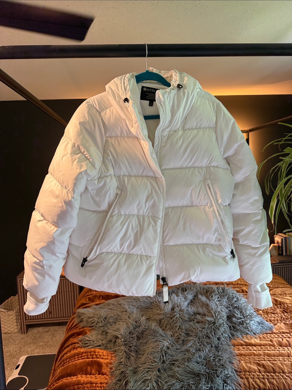 Athleta White Hooded Puffer Jacket